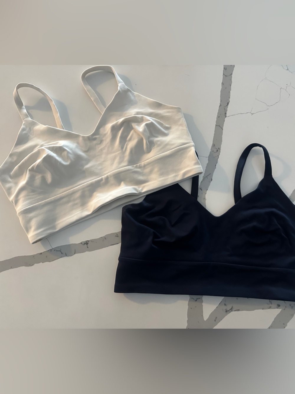 Lululemon Focuser Scoop-Neck Bra Nulu
Light Support, C/D Cup